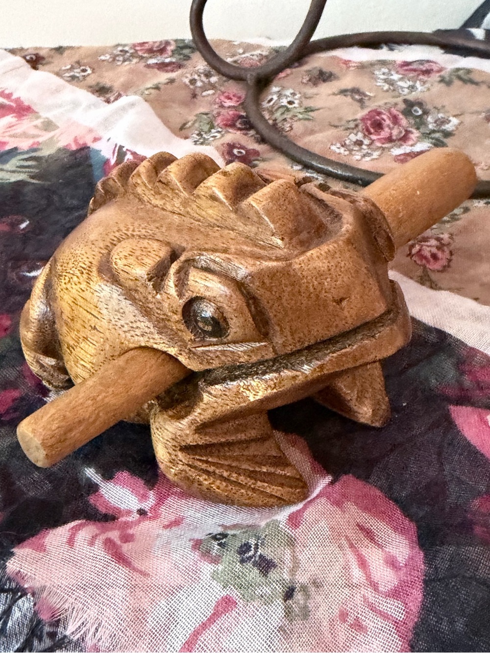 Wood Frog Guiro Percussion Instrument Hand Carved Folk Art Decor